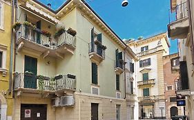 Mva Madama Verona Aparments
